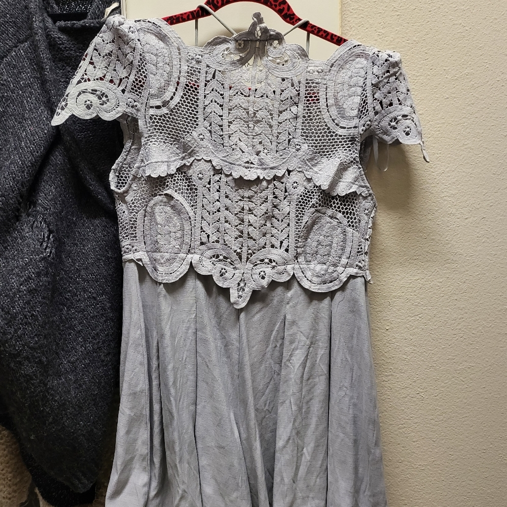 Selfie leslie romper